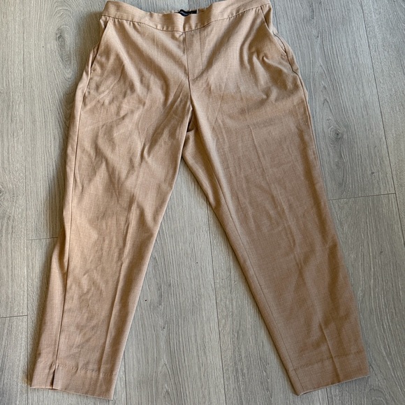 Banana Republic Pants - Banana Republic Women's Tan Trousers